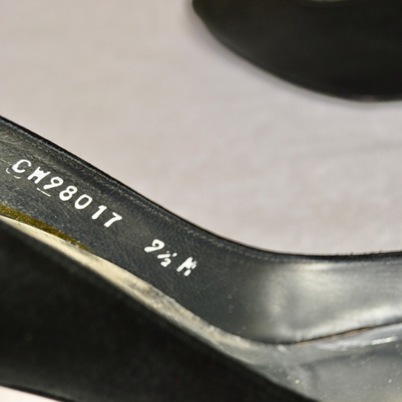 Stuart Weitzman BlacStuart Weitzman Black Satin Peep Toe Crystal Heel Pump - Picture 11 of 14